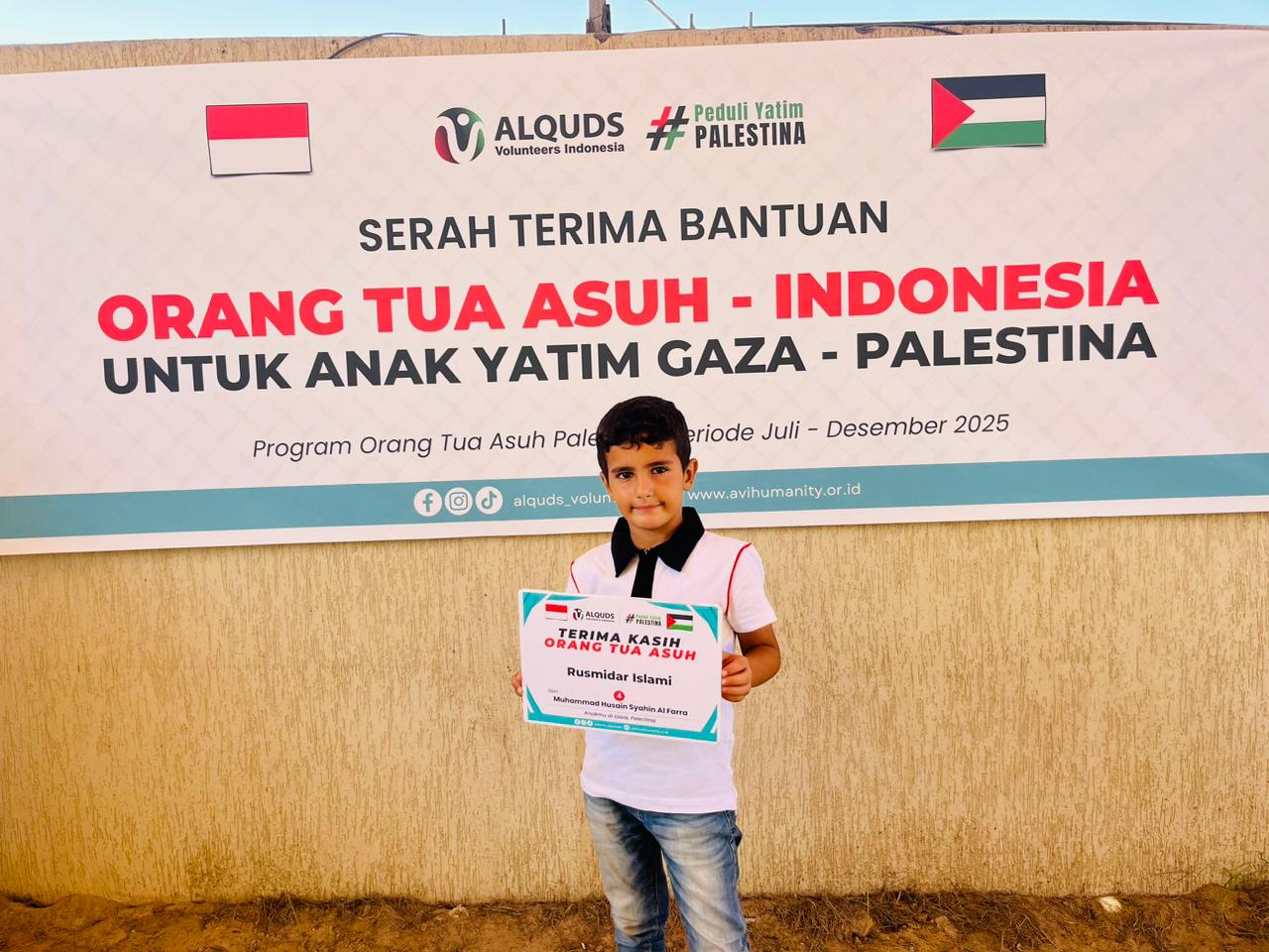 Anak yatim Palestina dalam kegiatan belajar