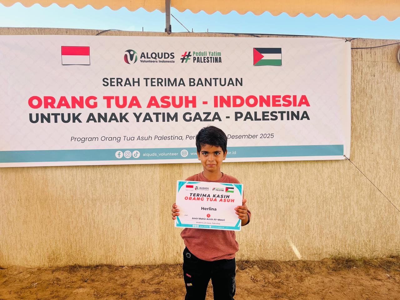 Anak yatim Palestina dalam kegiatan belajar