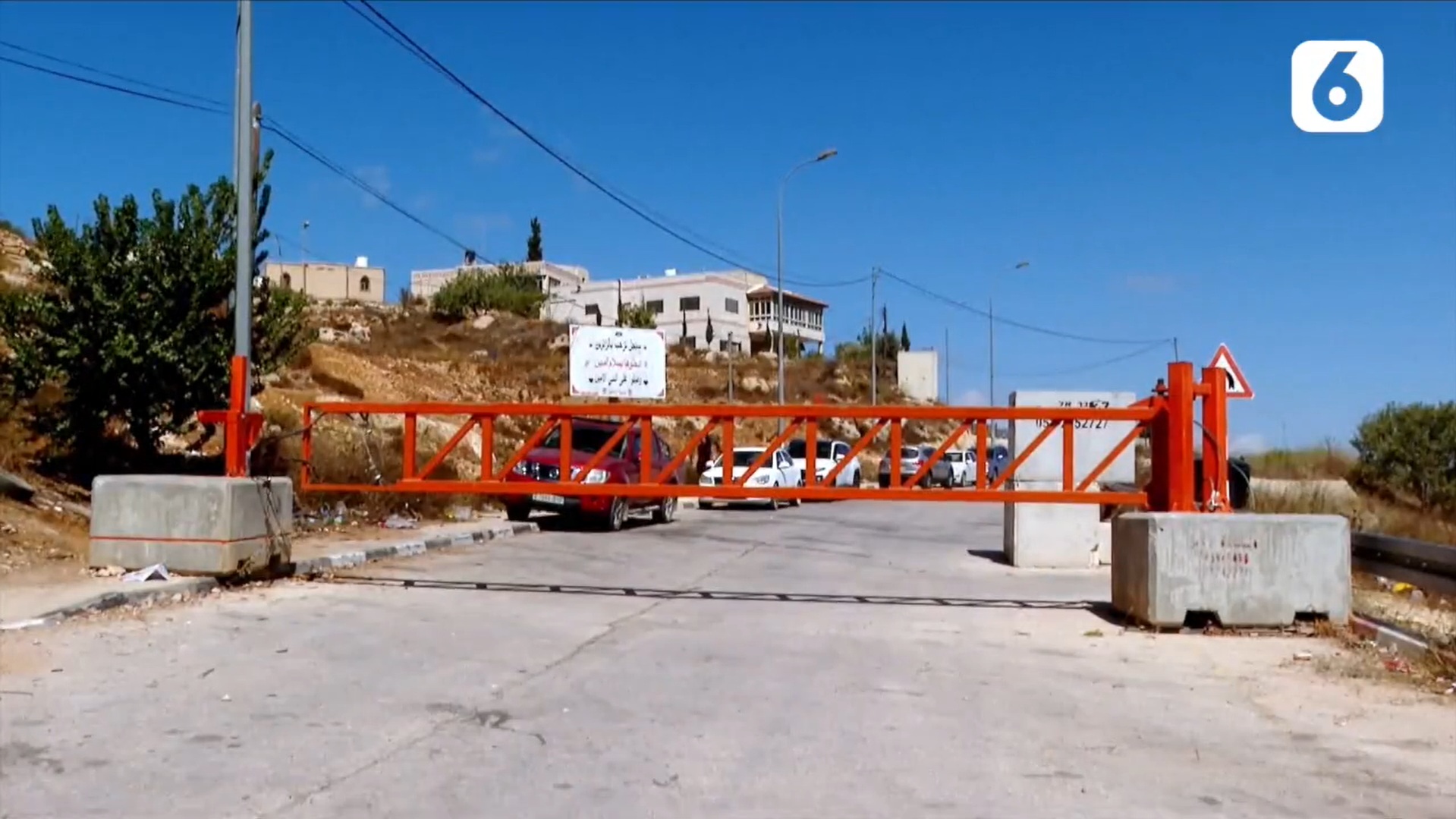 Dikepung Penghalang, Warga Palestina Mengeluh Isolasi dan Kehilangan Mata Pencaharian