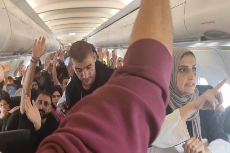 Israel Usir Warga Gaza ke Afrika Selatan Gunakan Pesawat Carteran