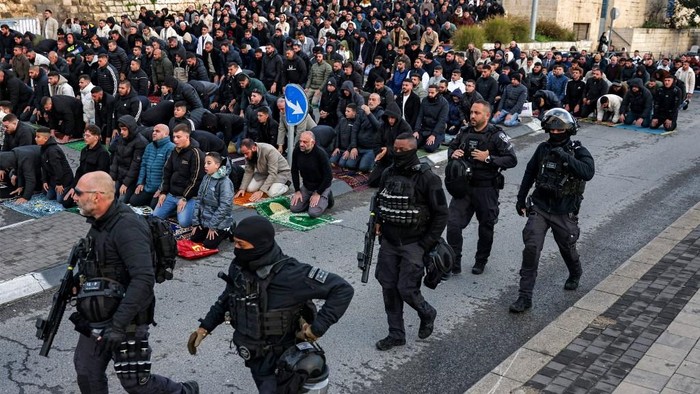 Pendudukan Israel Larang Salat Idulfitri di Masjid Al-Aqsa