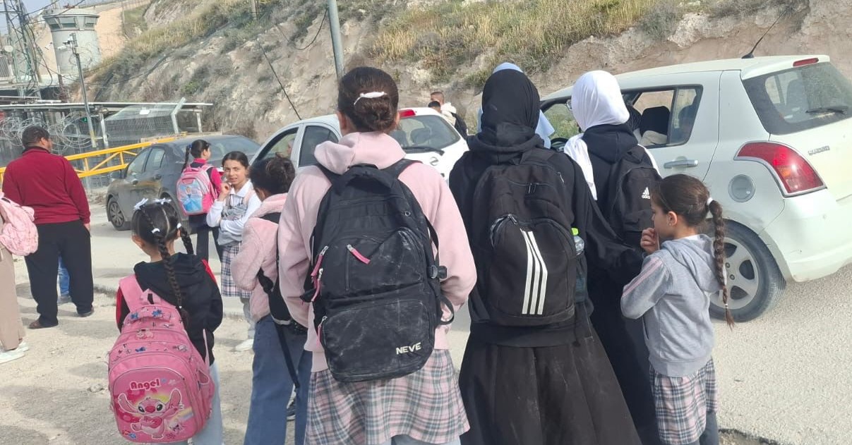 Pendidikan Anak Palestina di Bawah Bayang Pos Pemeriksaan dan Pendudukan