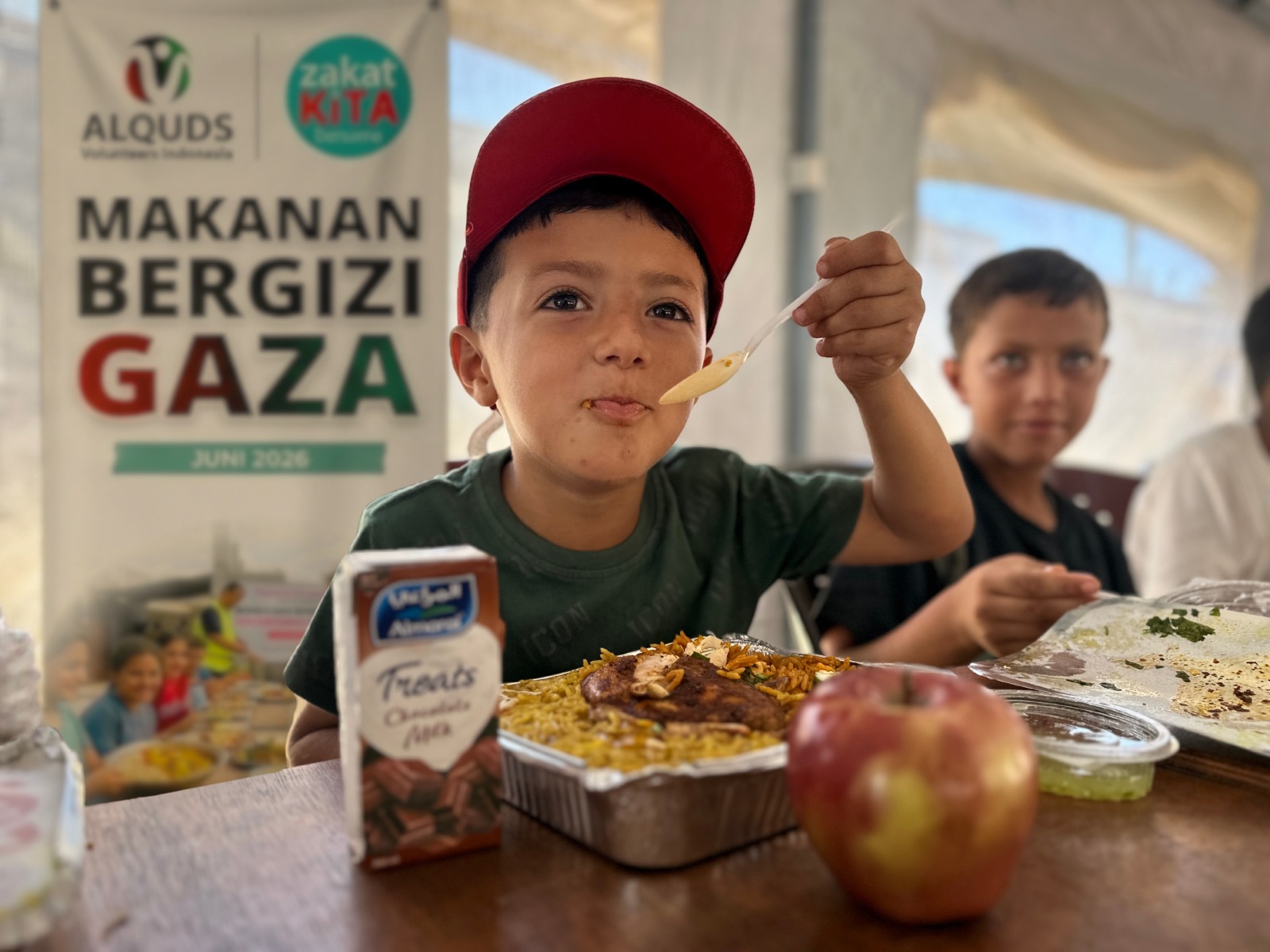Perdana MBG AVI Resmi Dimulai, Makanan Bergizi Jangkau Anak Yatim Palestina