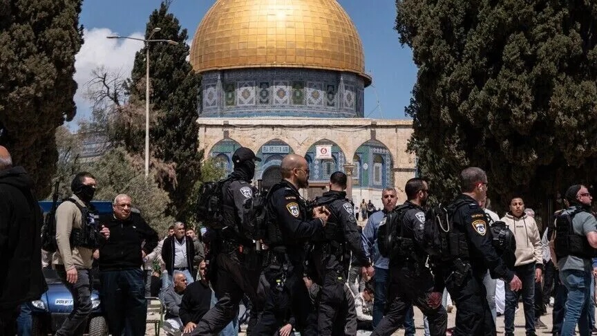 Lansia Palestina dan Sejumlah Perempuan Alami Kekerasan Israel di Kawasan Al-Aqsa