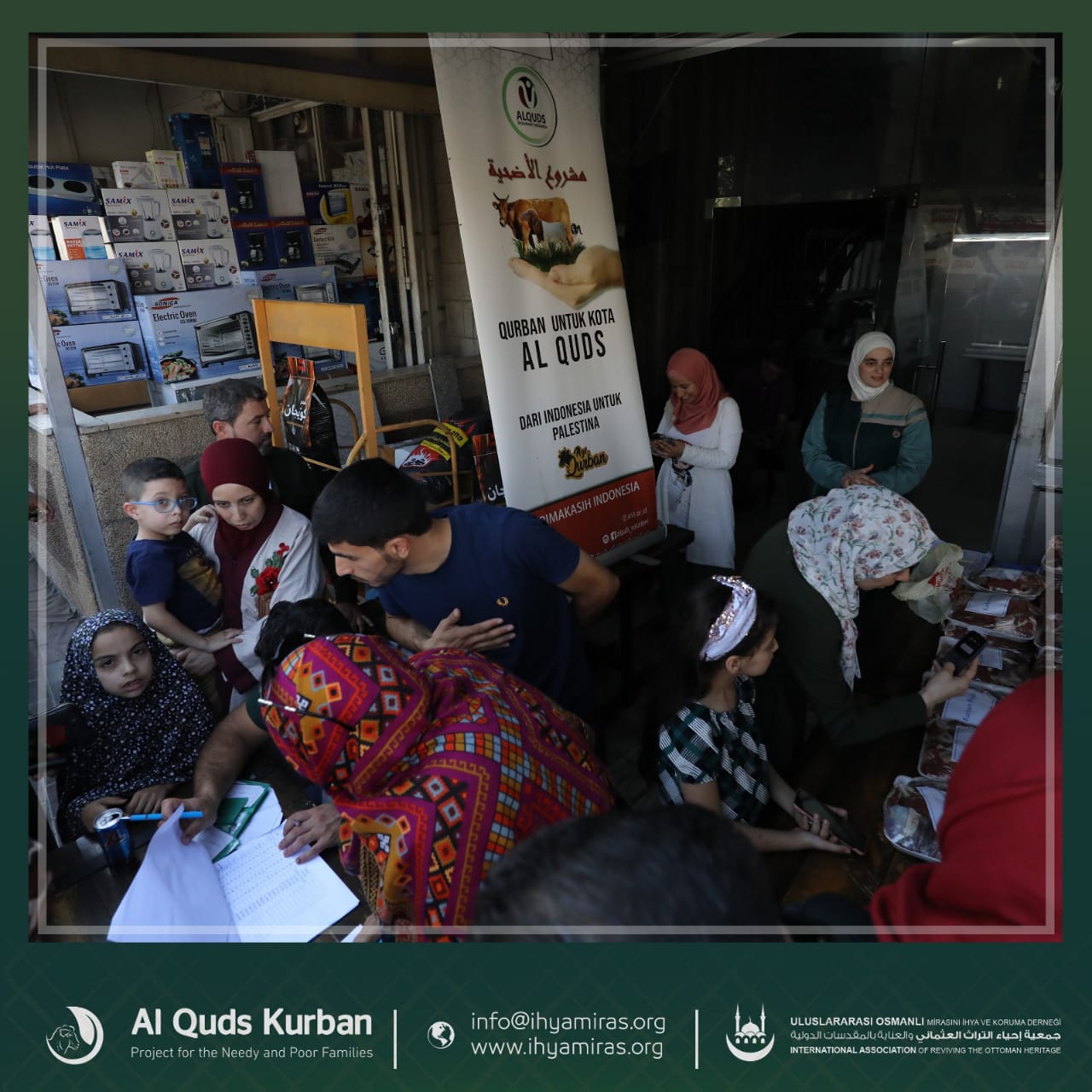 AVI Salurkan 2.330 Paket Daging Qurban untuk Warga Palestina
