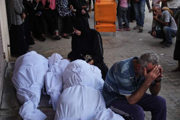 Suara Pengungsi Gaza: "Anak-Anak Sekarat di Tenda, Dunia Harus Bertindak"