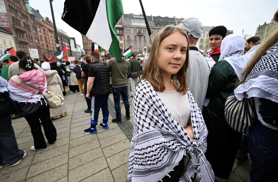 Usai Ditahan Militer Israel, Greta Thunberg Balas Ejekan Trump dengan Sindiran Tajam