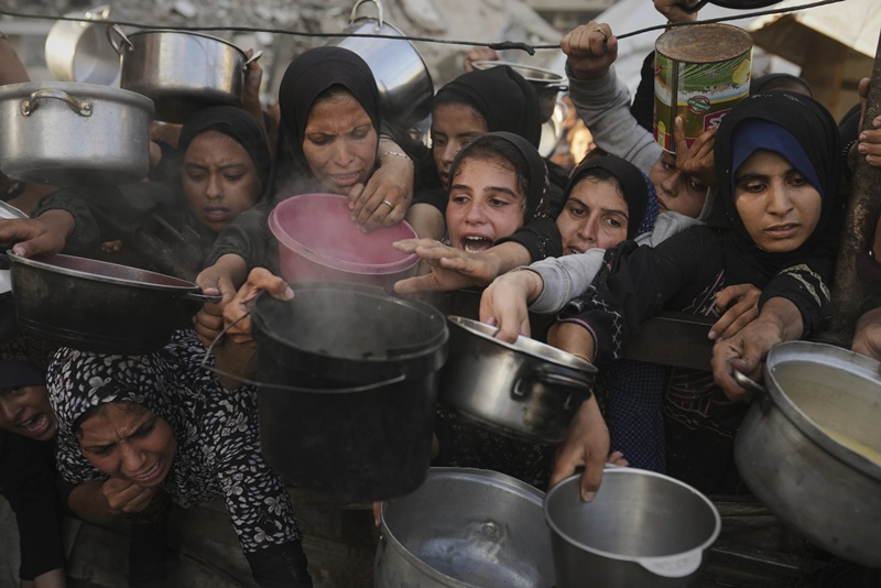 Roti Hangat, Harapan Kecil di Tengah Derita Gaza